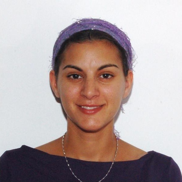 ד"ר שירי סביר מומחית ברפואה לשיכוך כאב, מומחית בהרדמה