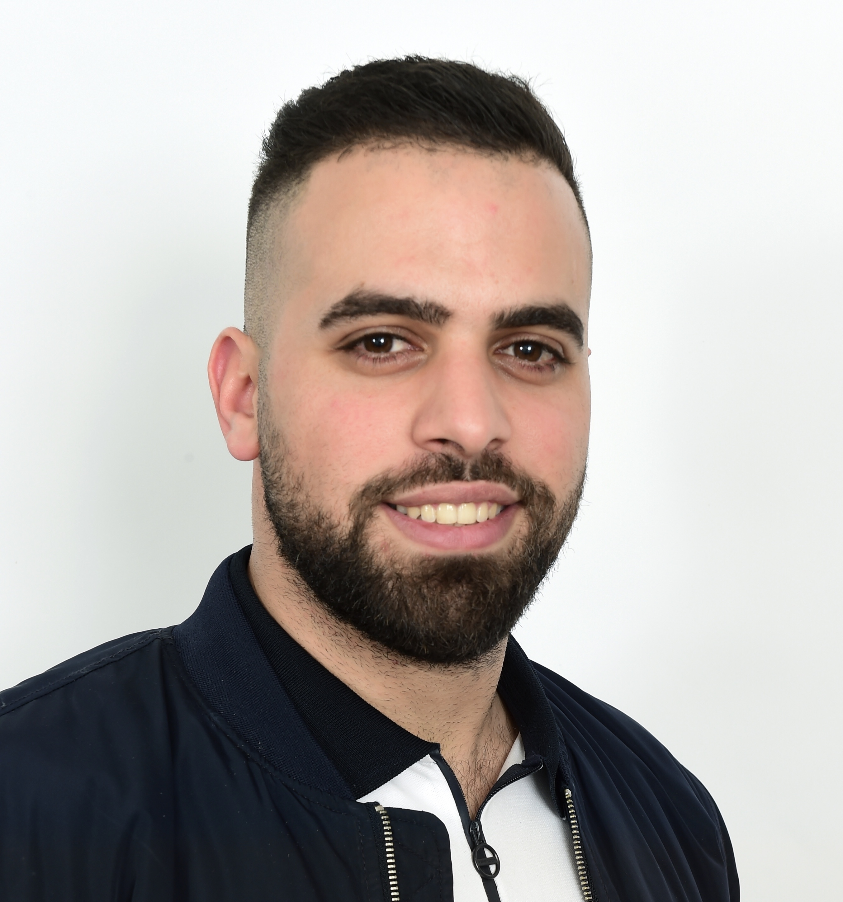 ד"ר ג מאל קרואני מתמחה באנדוקרינולוגיה, מומחה ברפואה פנימית