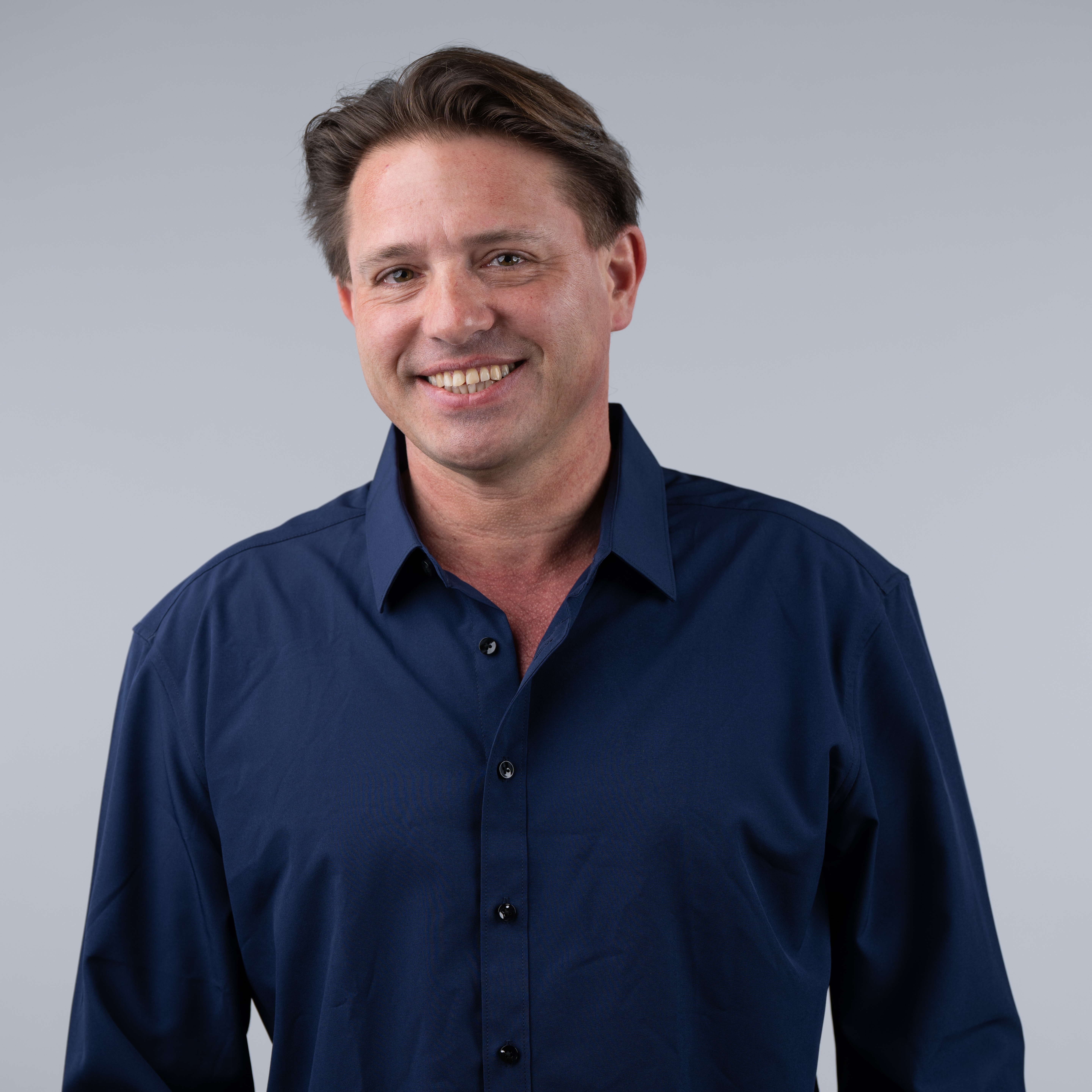 ד"ר איתי אופיר מומחה בכירורגיה אורתופדית