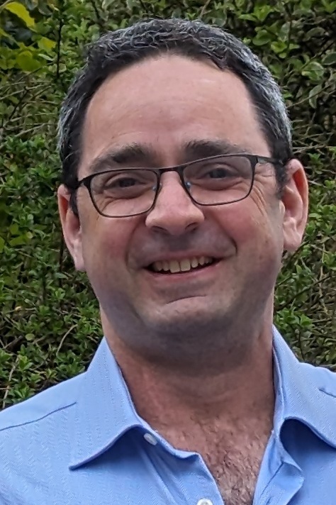 ד"ר איליה קומץ מומחה בקרדיולוגיה, מומחה ברפואה פנימית