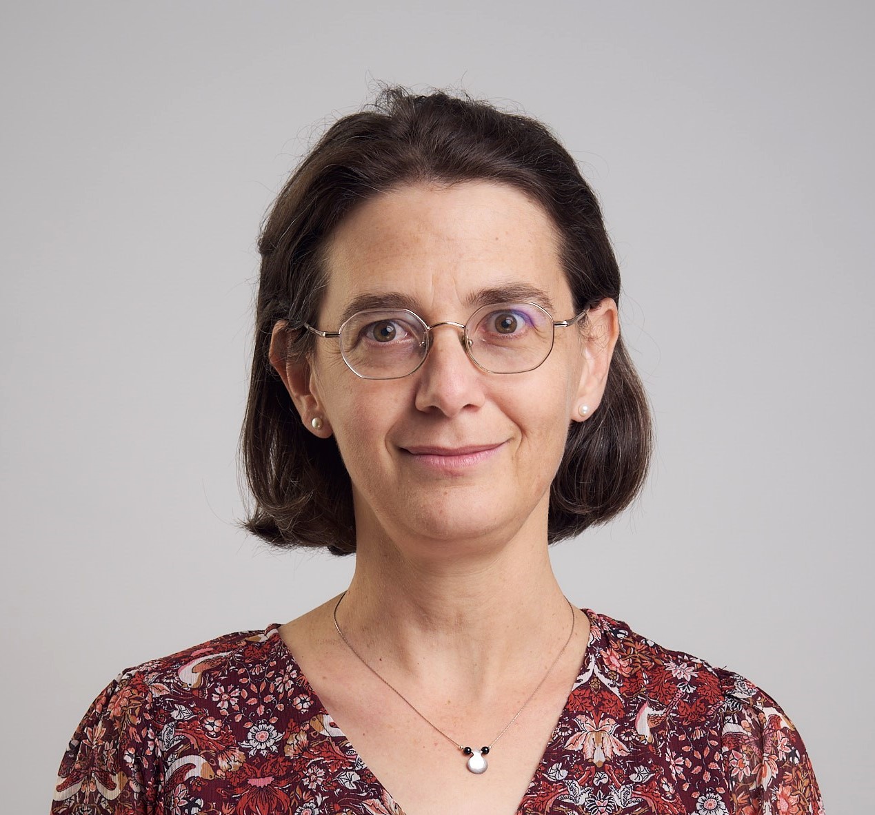 ד"ר קרן לבנון מומחית באונקולוגיה