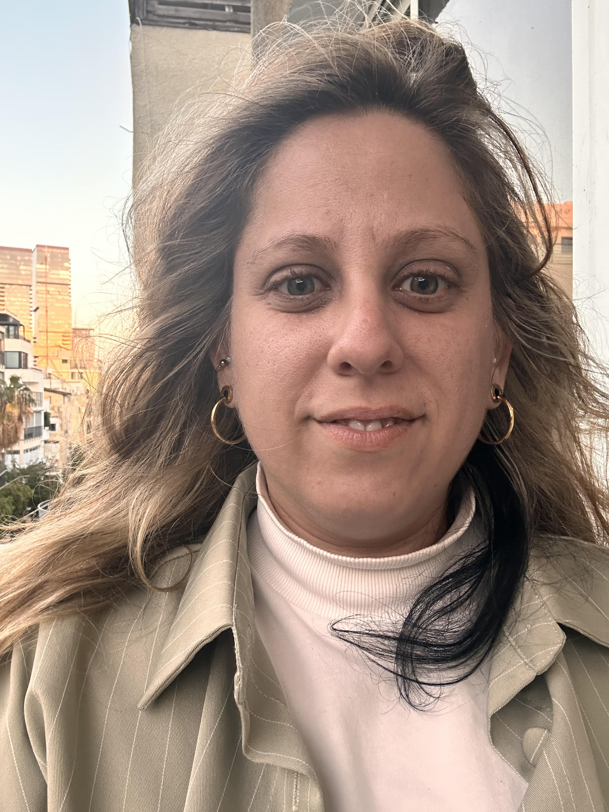 ד"ר נטע שיוביץ מומחית בפסיכיאטריה של הילד ומתבגר, מומחית בפסיכיאטריה