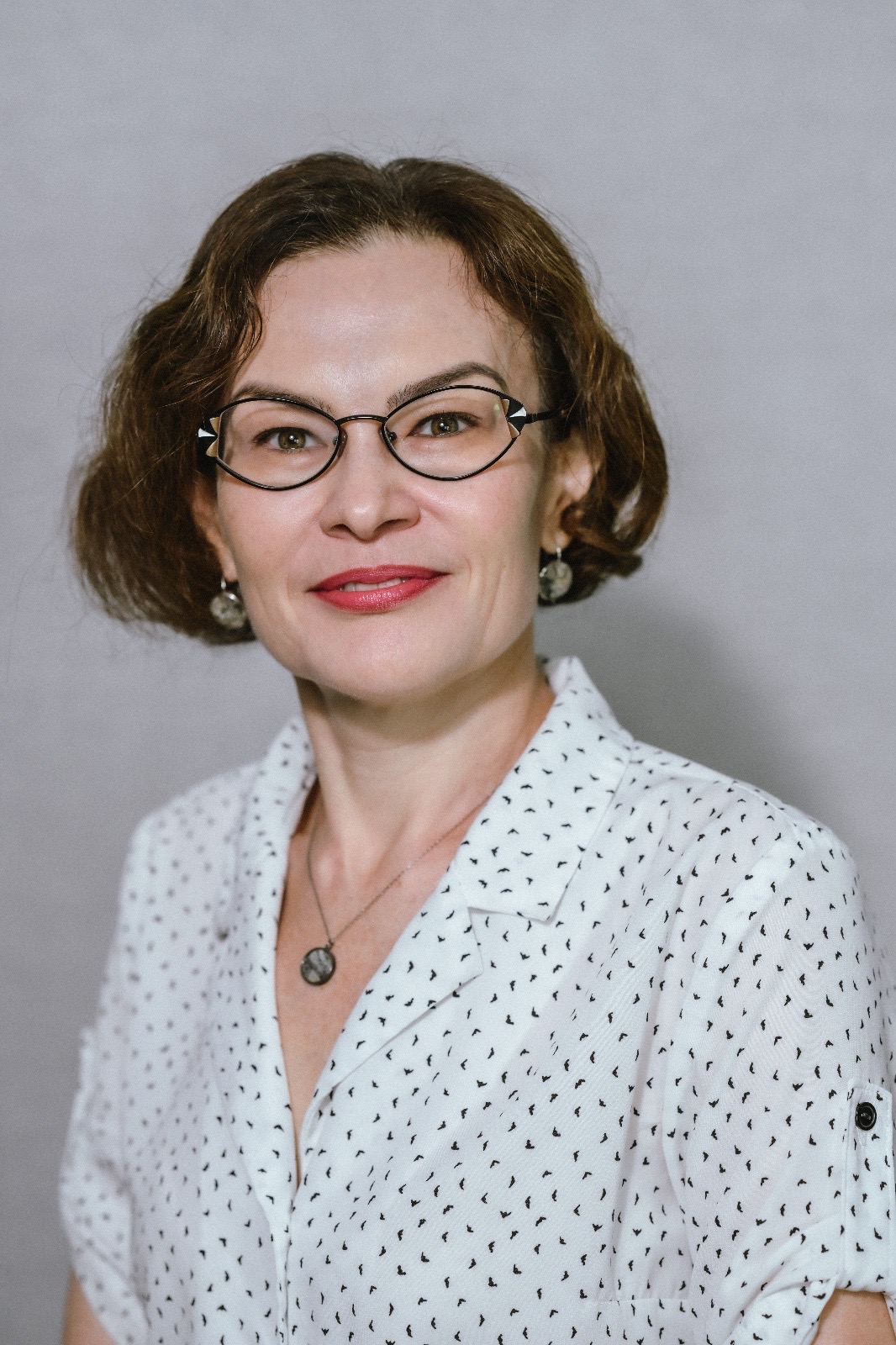 ד"ר לודמילה ליסי מומחית באנדוקרינולוגיה, מומחית ברפואה פנימית
